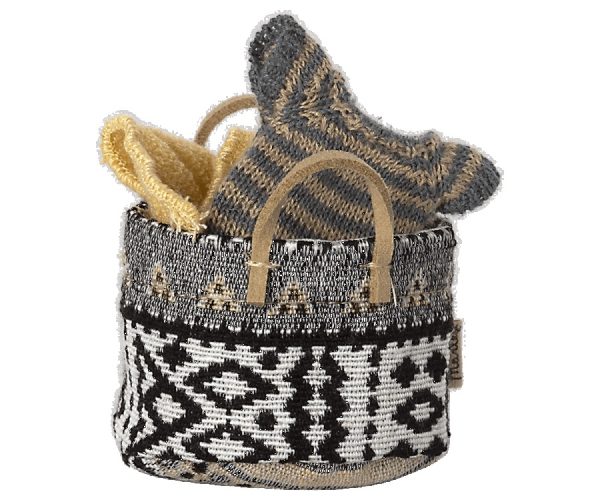 maileg miniature basket toy small