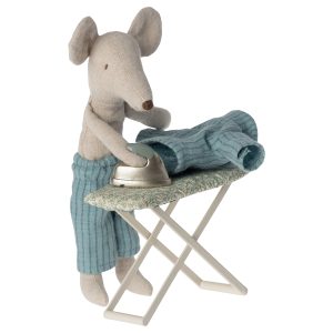 maileg iron and ironing board mouse