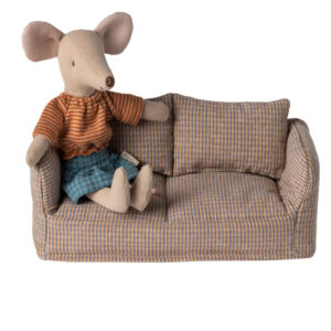 maileg couch mouse