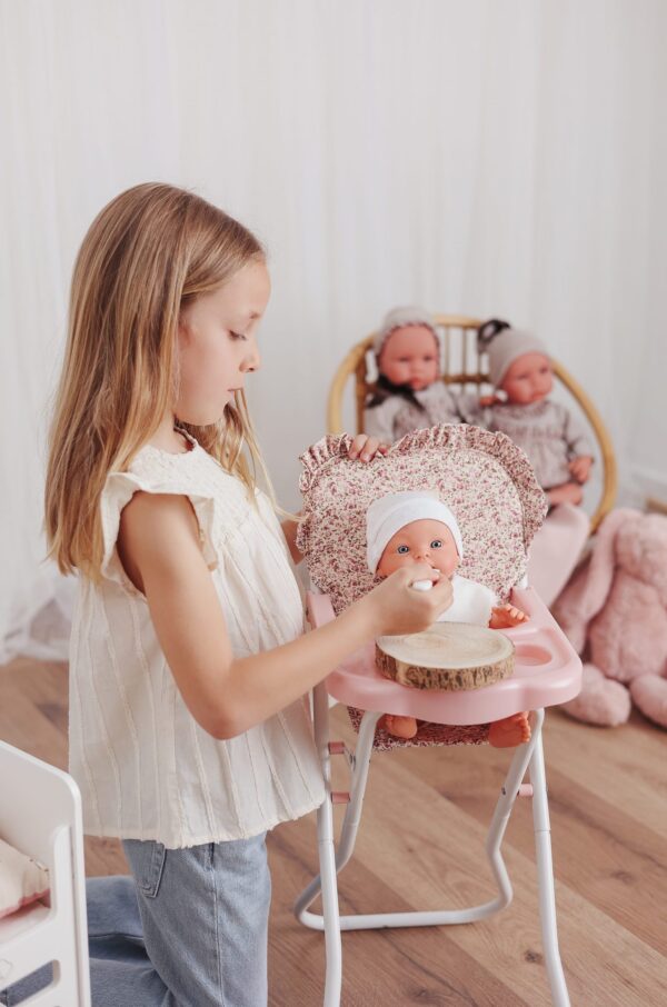 martina high chair with tray and bib