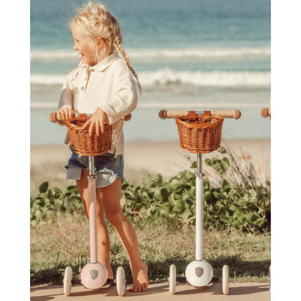banwood scooter white look