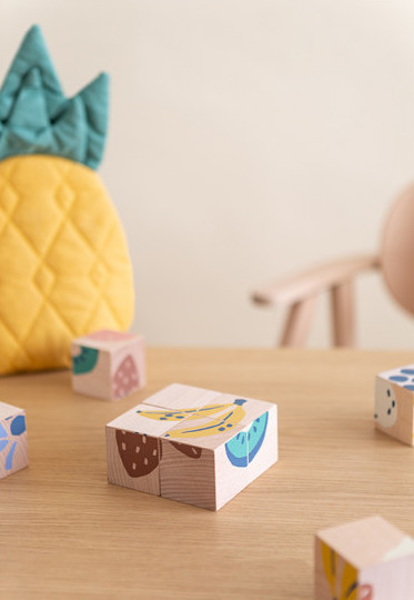 fruits wooden cubes look1