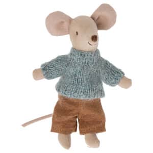 maileg knitted sweater and pants for big brother mouse