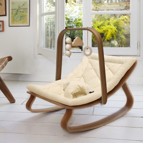 levo baby activity arch in walnut+wooden look2