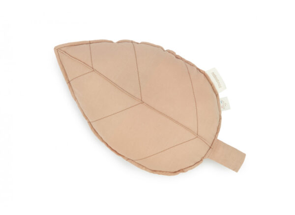lin francais leaf cushion sand