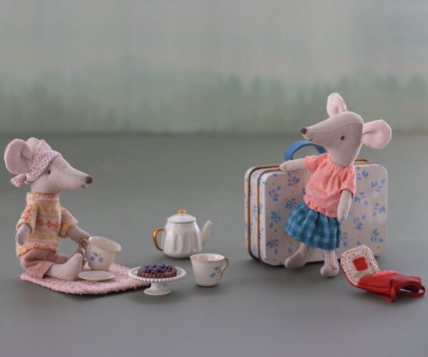maileg afternoon treat mouse blue madelaine