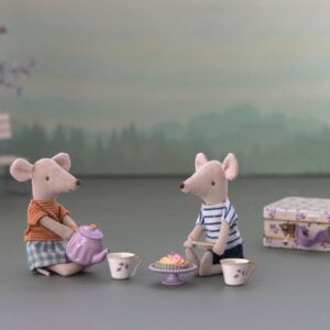 maileg afternoon treat mouse purple madelaine