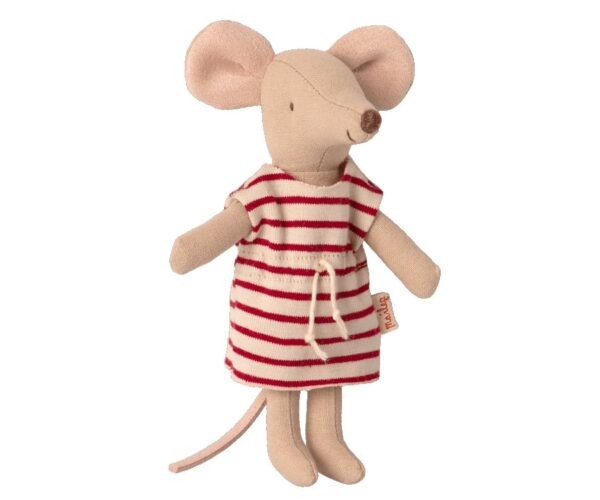maileg big sister mouse in matchbox look 2