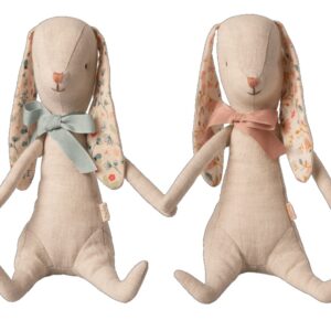 maileg bunny albin toy look