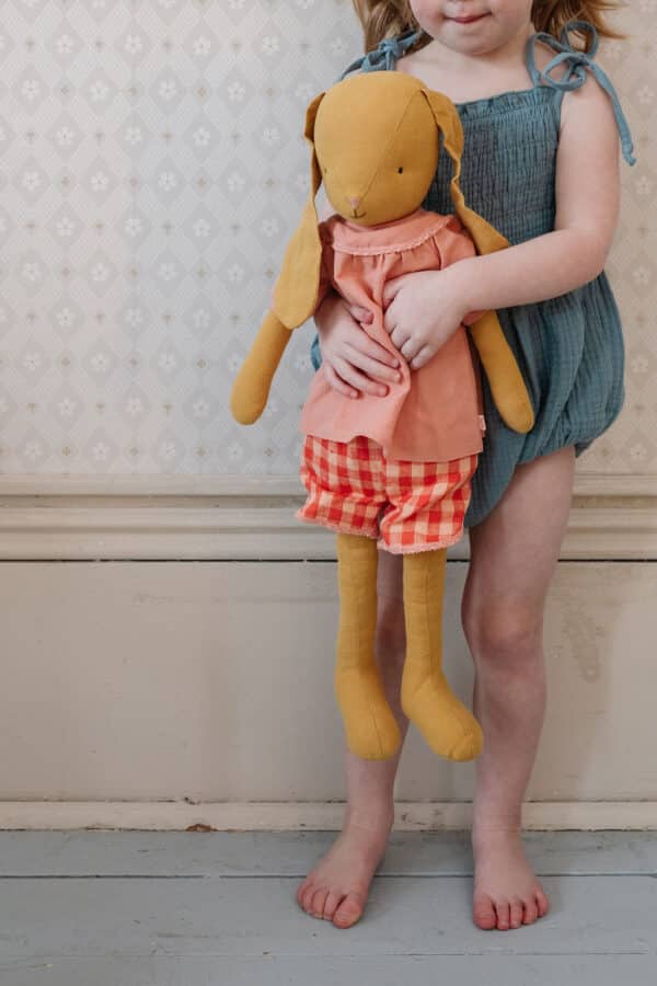 maileg bunny toy dusty yellow size 5 blouse and shorts