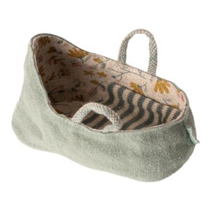maileg carry cot dusty green mint look1