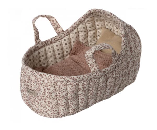 maileg carrycot large off white