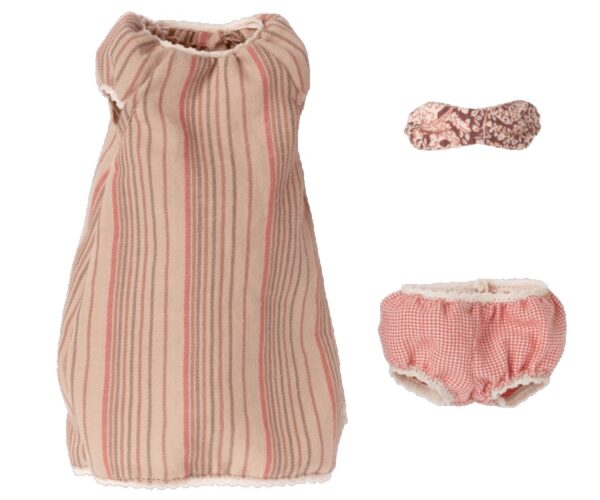 maileg medium mouse toy nightgown look