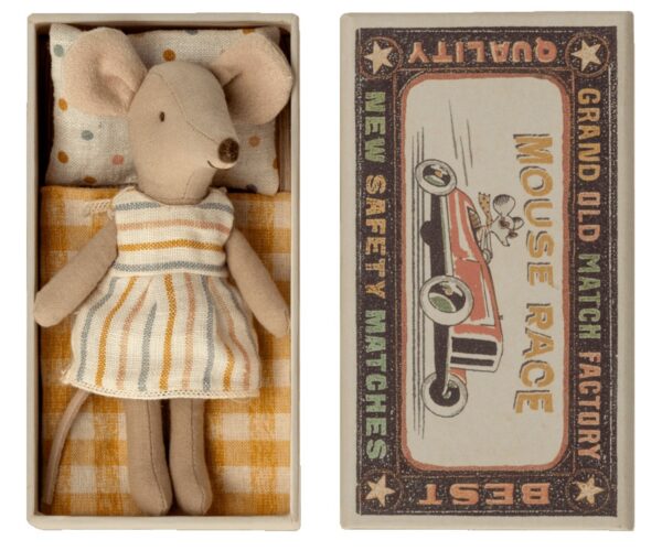maileg mouse in matchbox big sister look1