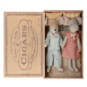 maileg mum and dad mice in cigarbox multicolor 2
