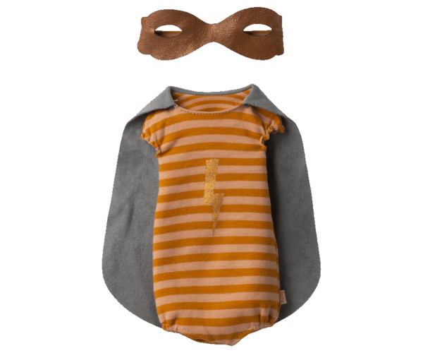 maileg super hero mouse maxi girl look