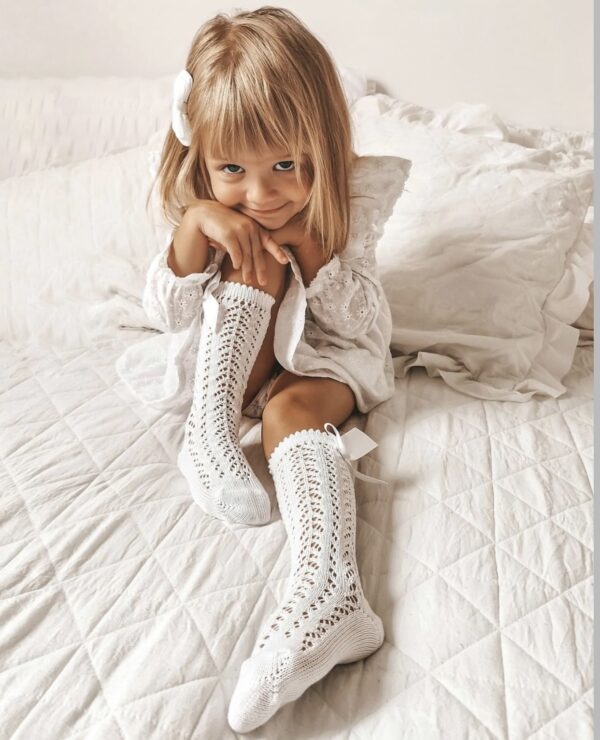 perle openwork knee socks with grossgrain bowwhite look