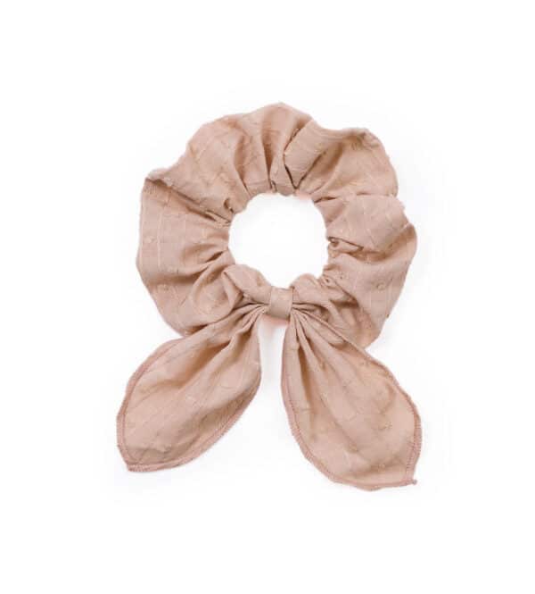 scrunchie blush