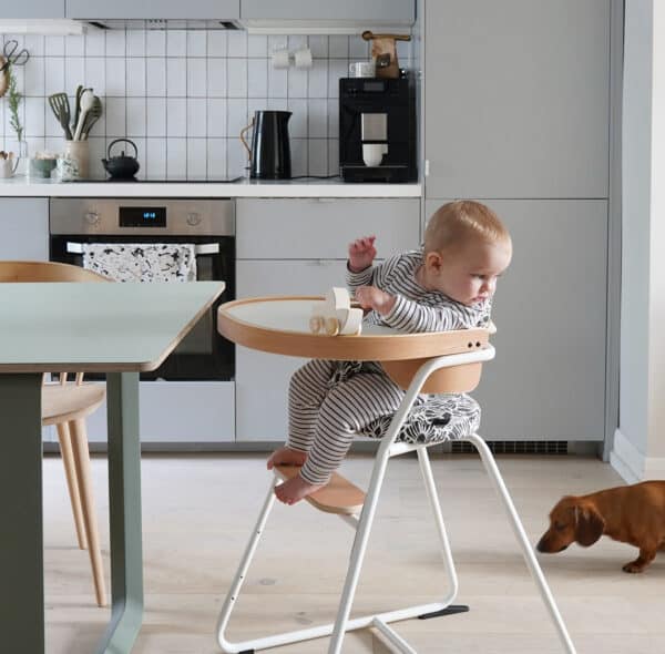 tibu table tray in beech white