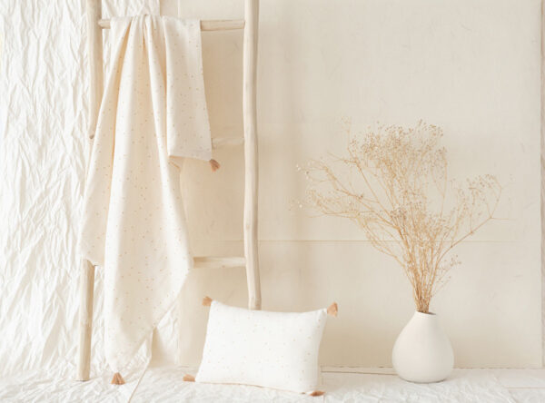 treasure summer blanket honey sweet dots natural
