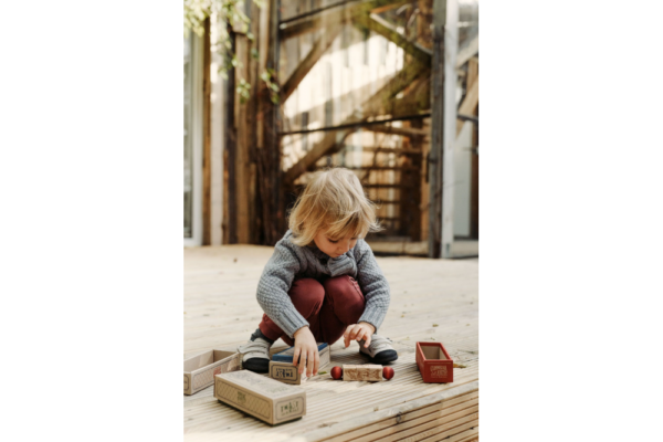 Twist the Blocks Wooden Toy-Commedia dell'arte Natural - Image 3