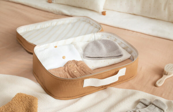 victoria baby suitcase caramel