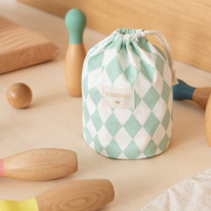 wooden bowling set look1