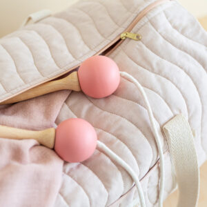 wooden skipping rope pink look2
