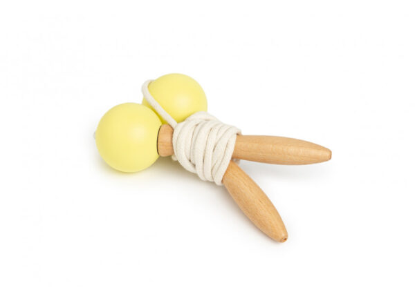 wooden skipping rope yellow look1