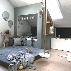 balloon mirror