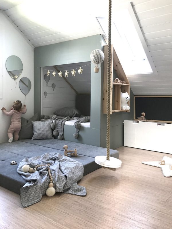 balloon mirror