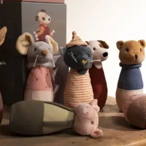 bowling game friends