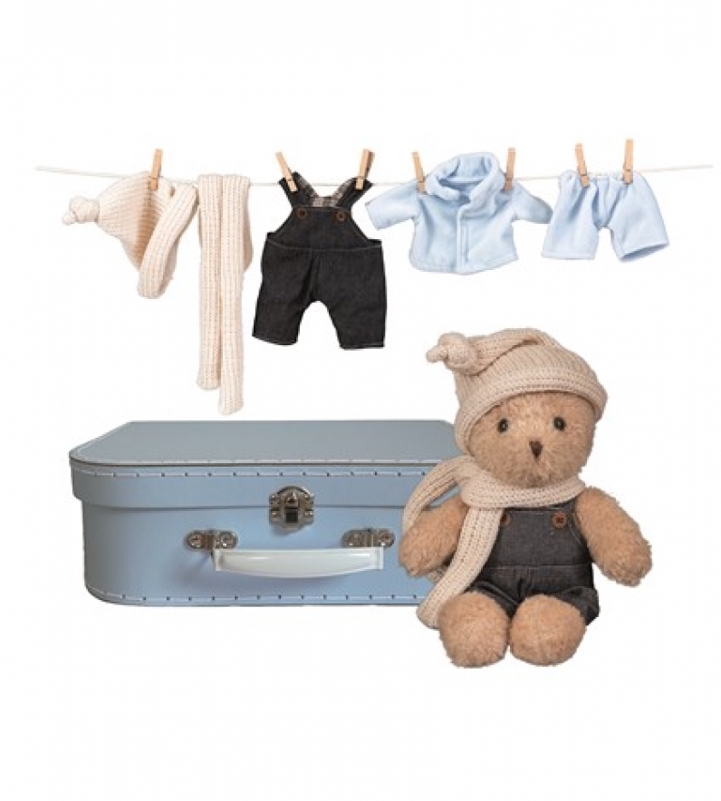 morris with clothes in a case