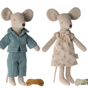 maileg mum and dad mice in cigarbox