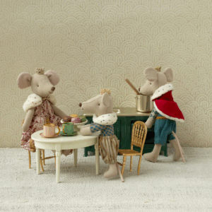 maileg vintage dining table mouse off white