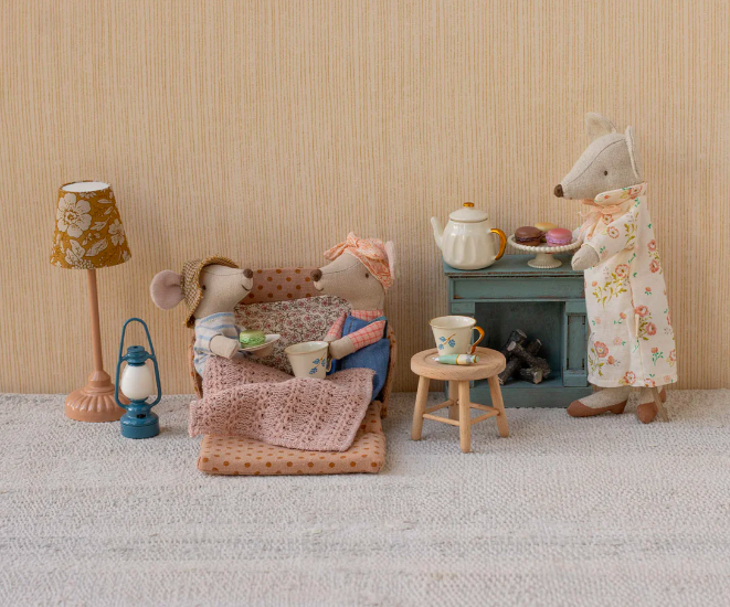 maileg sofa bed mouse dots