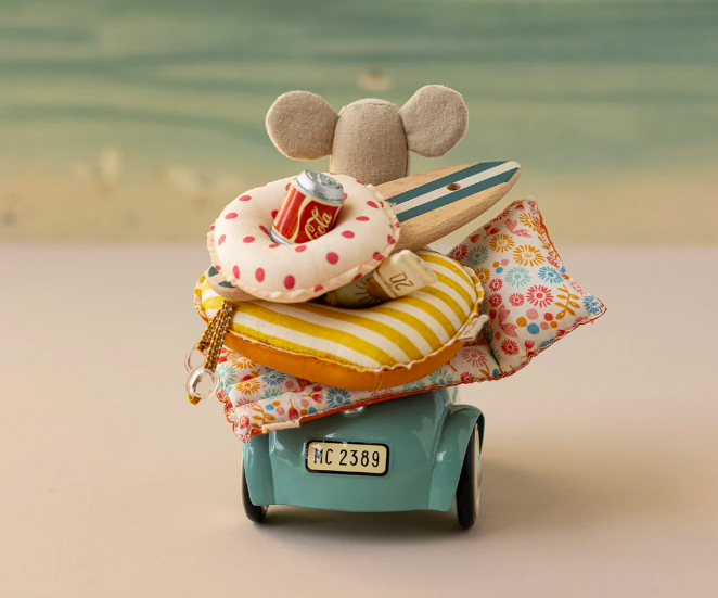 maileg car mouse light blue