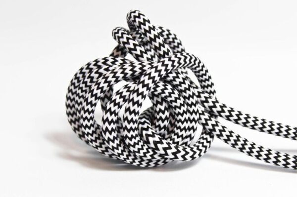 Chestnut Origami Lamp-White - Image 3